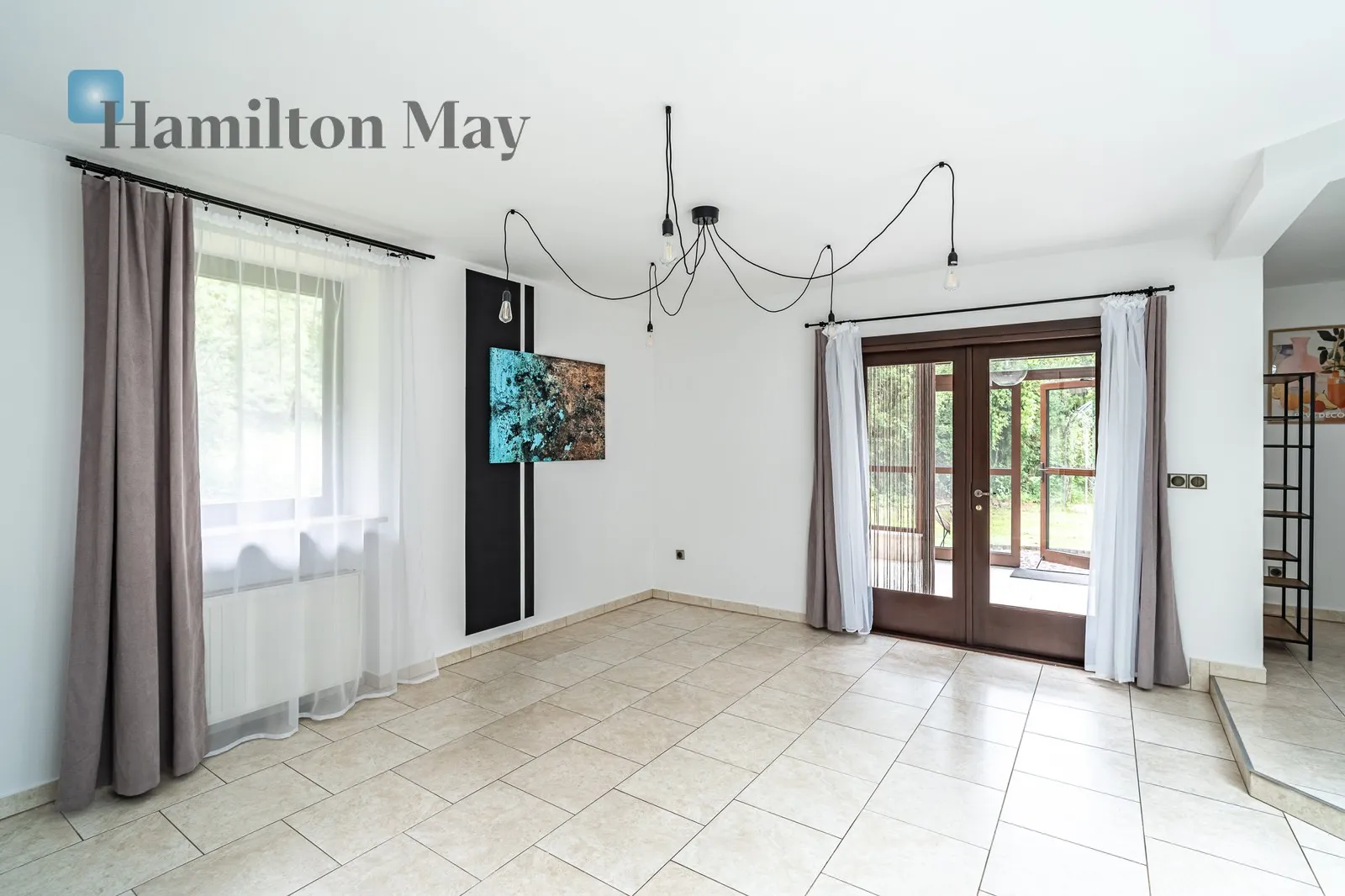 Spacious house in southern Kraków with a large garden, 6 km from Lusina and 9 km from the Old Town - slider