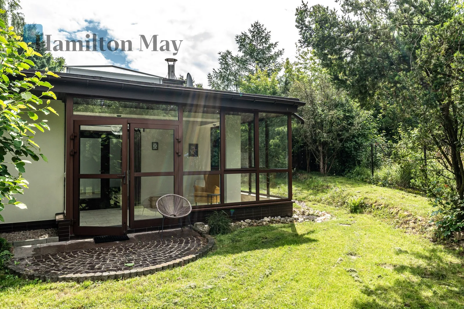 Spacious house in southern Kraków with a large garden, 6 km from Lusina and 9 km from the Old Town - slider