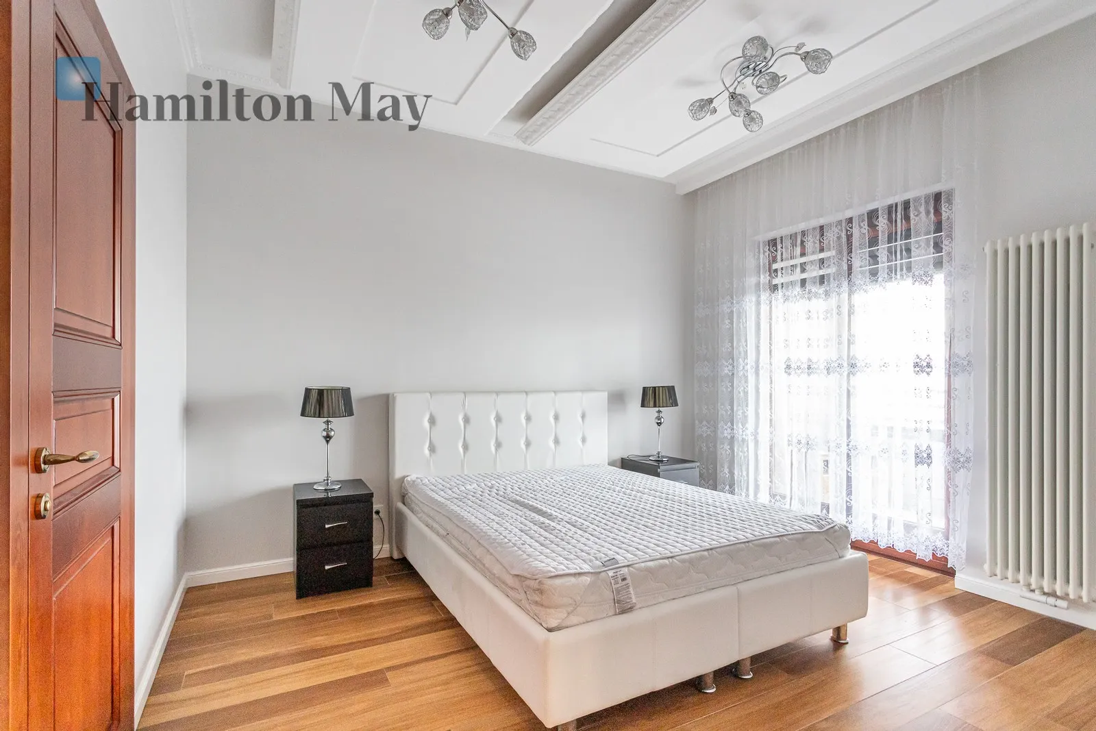 Street: Pokorna Region: Śródmieście Subregion: Nowe Miasto Distance to centre: 3.02 km Level: 16 Price: 11000 PLN Bedrooms: 3 Bathrooms: 2 - slider