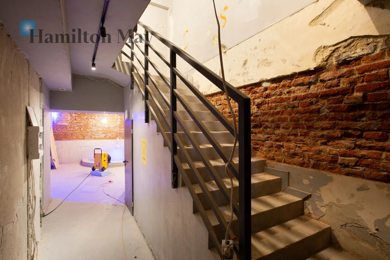 Street: Jakuba Region: Stare Miasto Subregion: Kazimierz Price: 12000 PLN Bedrooms: null Bathrooms: null - slider