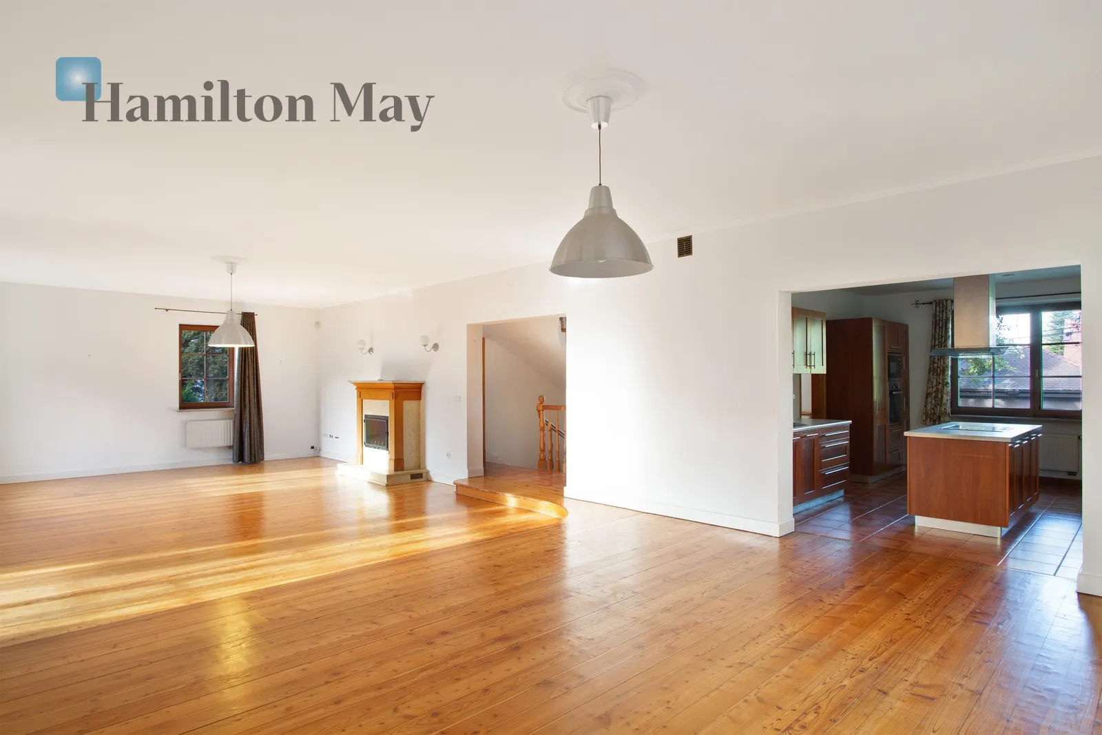 A spacious detached house in the immediate vicinity of Decjusza Park in Wola Justowska - slider