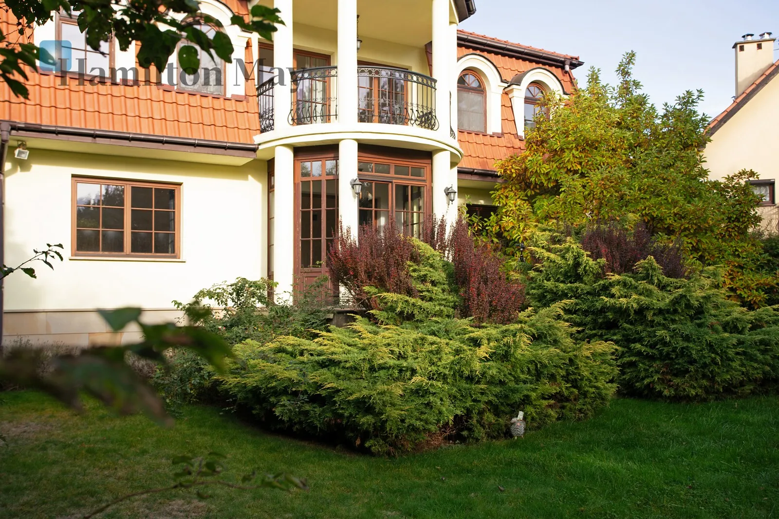 A spacious detached house in the immediate vicinity of Decjusza Park in Wola Justowska - slider