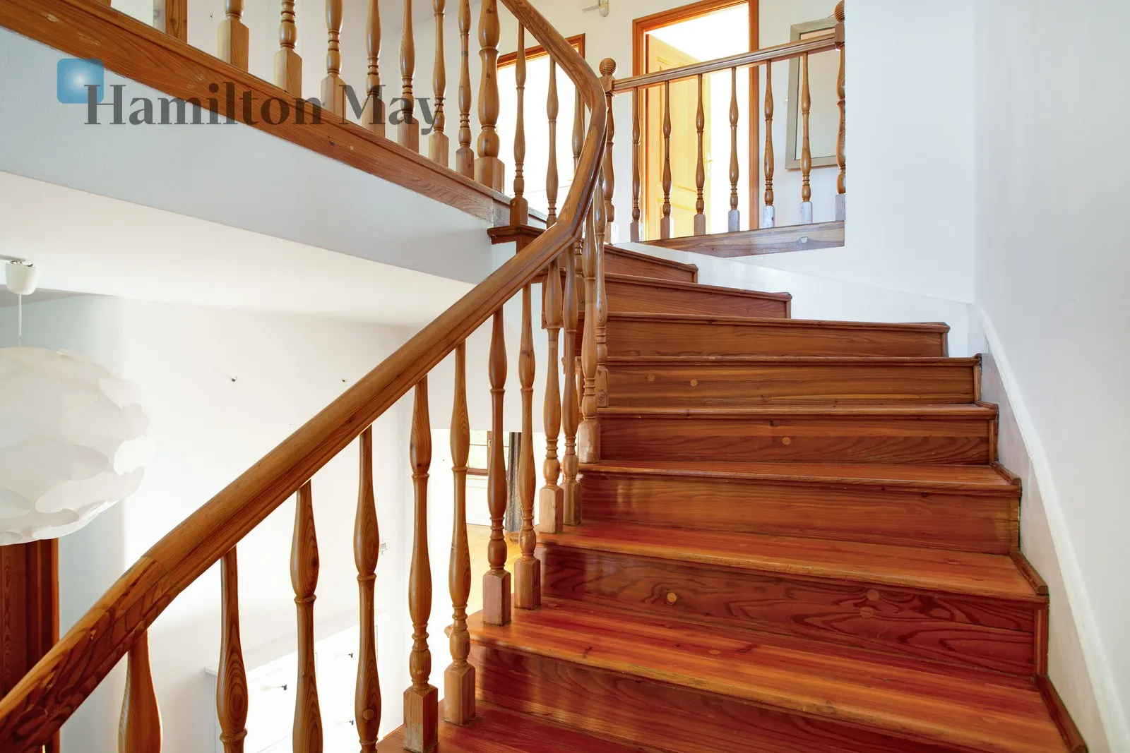 A spacious detached house in the immediate vicinity of Decjusza Park in Wola Justowska - slider