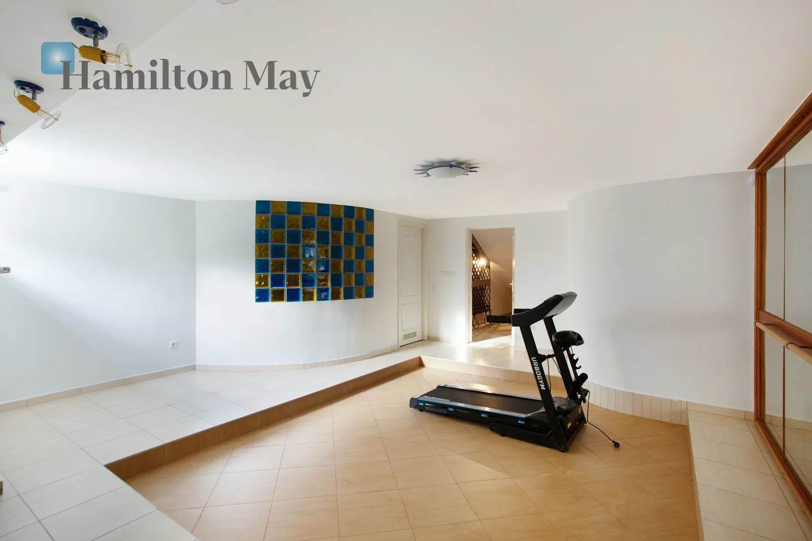 A spacious detached house in the immediate vicinity of Decjusza Park in Wola Justowska - slider