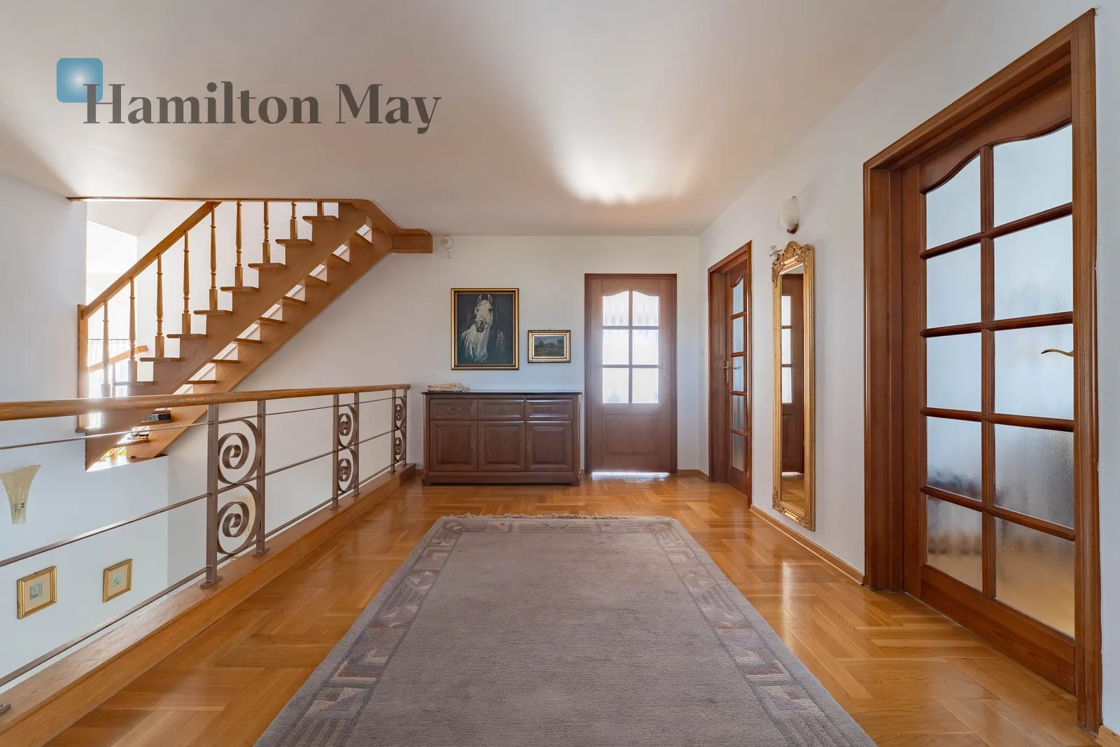 Price: 3590000 PLN Bedrooms: 4 Bathrooms: 3 - slider