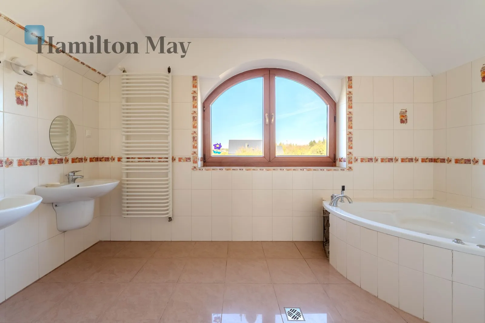 Bathrooms: 3 Plot size: 750m2 Price/m2: 9782 PLN - slider