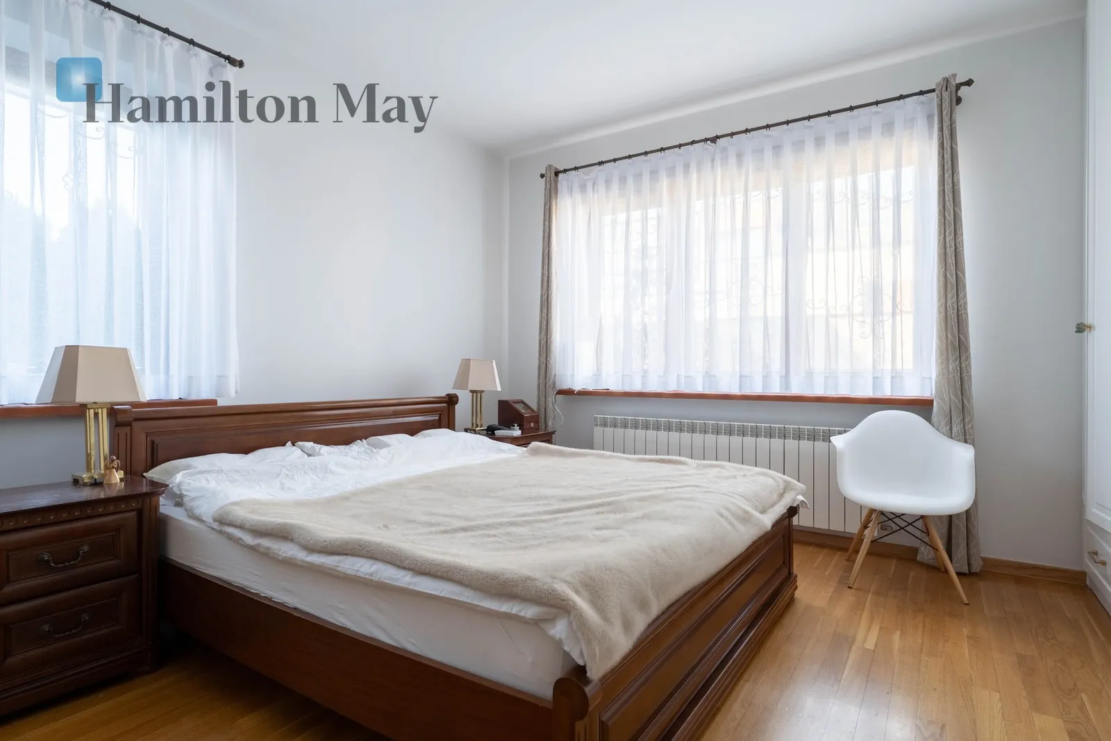 For sale a spacious and functional house located in Modlniczka, situated on a 7.5-acre plot - slider