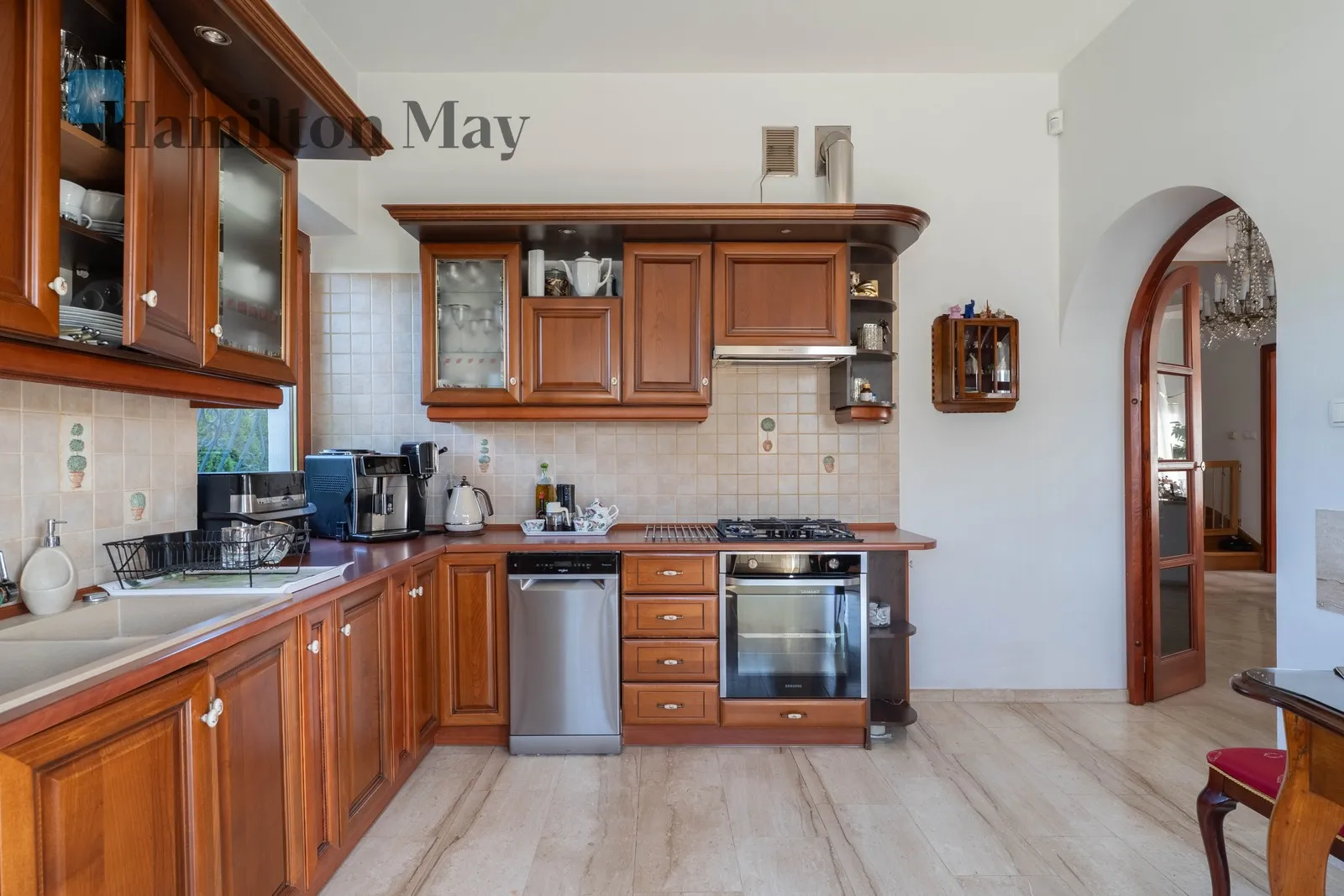 For sale a spacious and functional house located in Modlniczka, situated on a 7.5-acre plot - slider