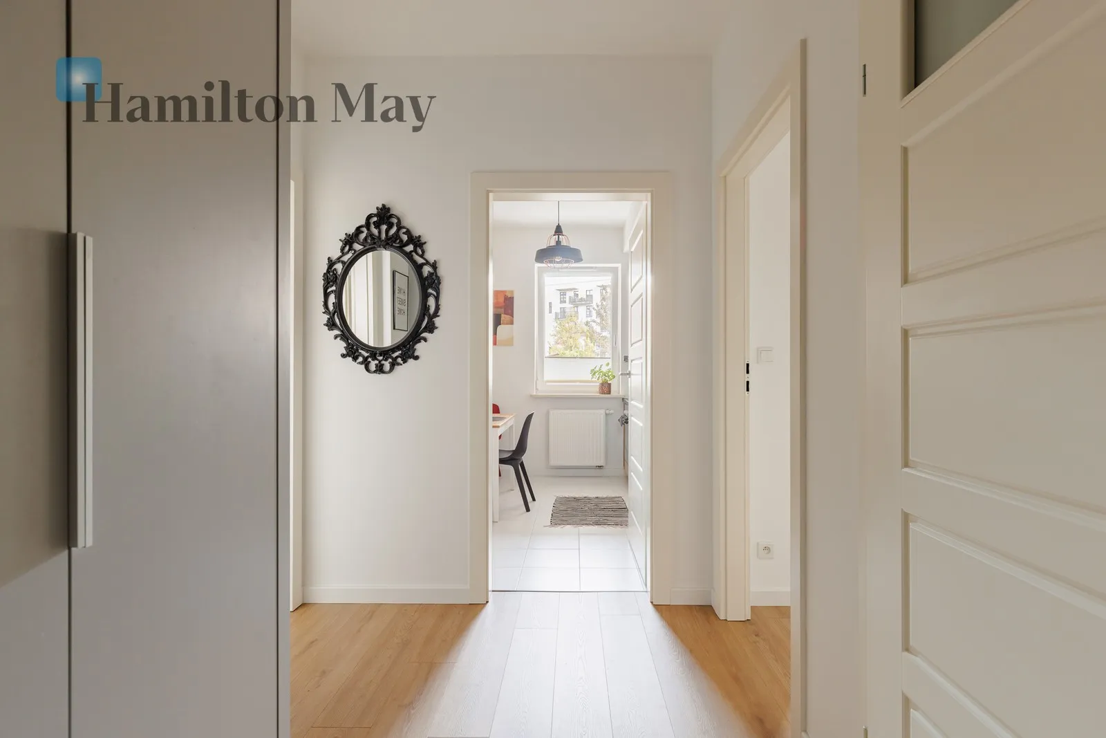 Subregion: Sady Żoliborskie Distance to centre: 4.29 km Price: 4200 PLN Bedrooms: 1 Bathrooms: 1 Size: 48m2 Price/m2: 88 PLN - slider