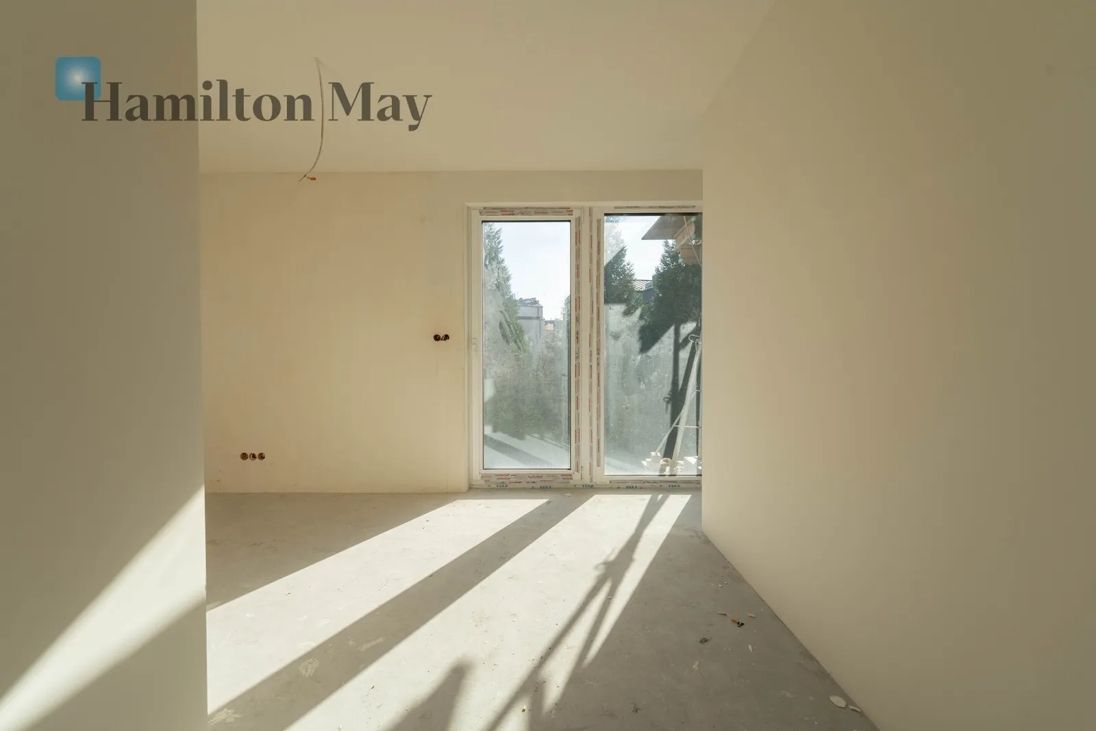 City: Kraków Street: Jana Kilińskiego Region: Dębniki Level: 2 Price: 1073100 PLN - slider