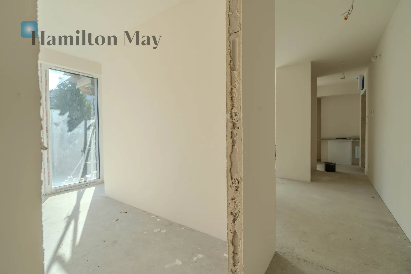 Region: Dębniki Level: 2 Price: 1073100 PLN Bedrooms: 1 - slider