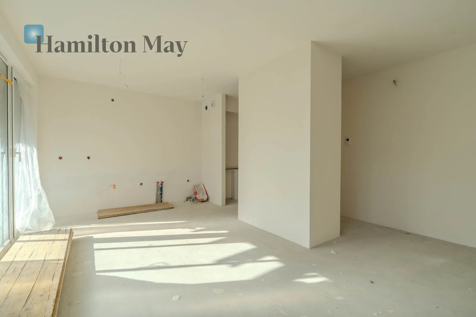 Price: 1073100 PLN Bedrooms: 1 Bathrooms: 1 Size: 49m2 - slider