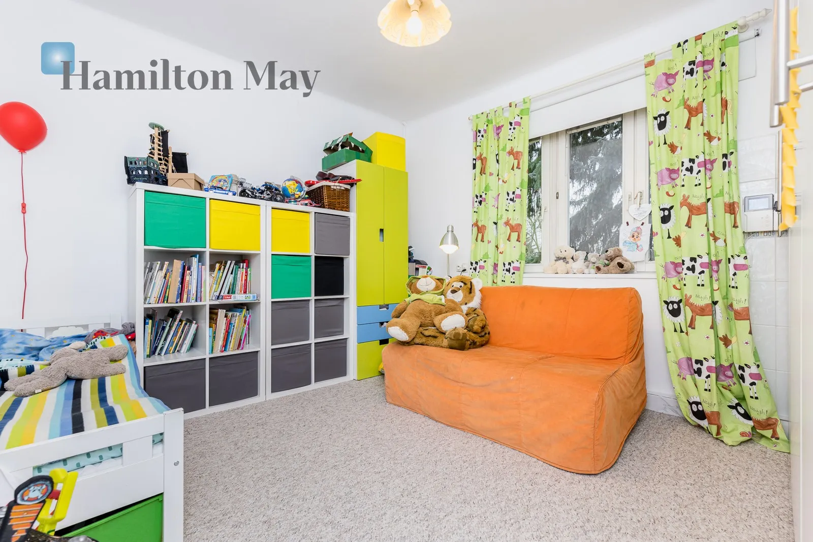 Subregion: Wilanów Wysoki Distance to centre: 8.07 km Level: 1 Price: 6000 PLN Bedrooms: 3 Bathrooms: 1 Size: 108m2 Price/m2: 56 PLN - slider