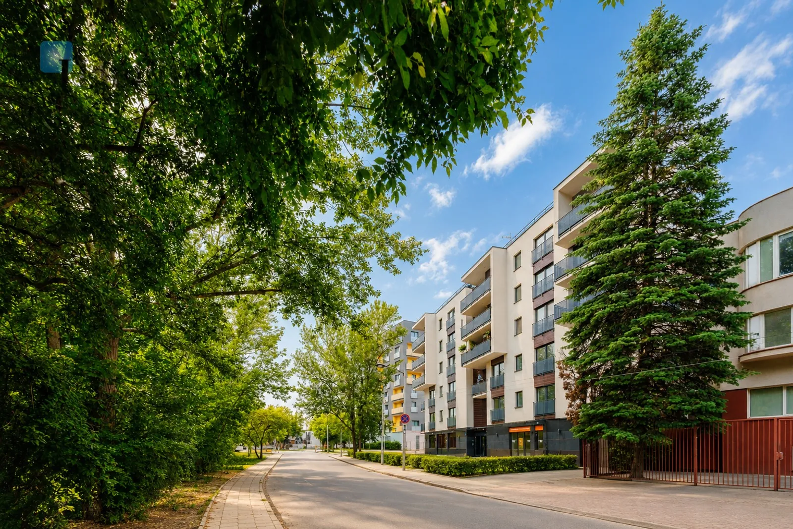 Квартира 59 м² (блок 6A) у стандарті забудовника з балконом та гаражним місцем - Урсинув - slider