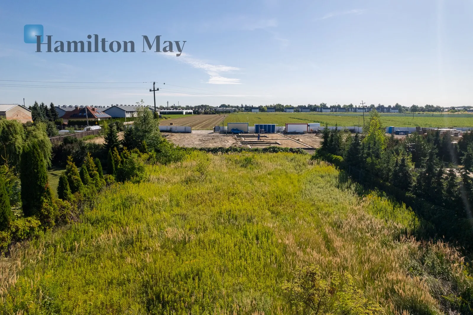 Distance to centre: 4.03 km Price: 975000 PLN Bedrooms: null Bathrooms: null Plot size: 1120m2 - slider