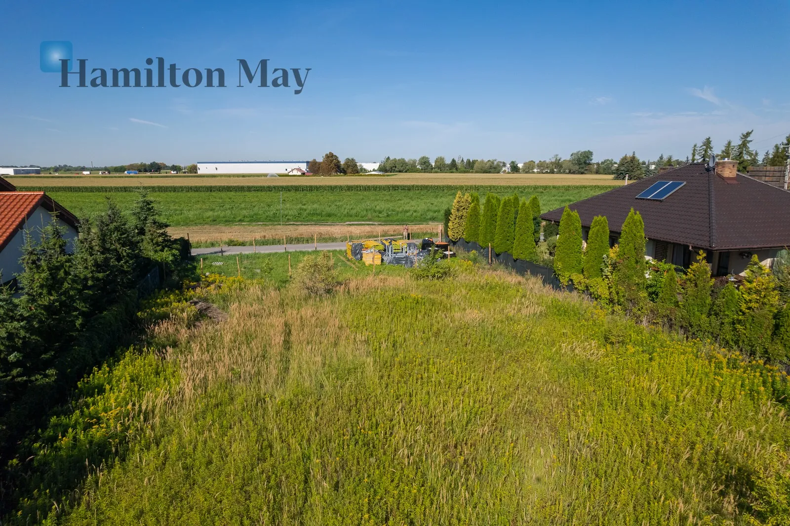 Price: 975000 PLN Bedrooms: null Bathrooms: null Plot size: 1120m2 Price/m2: Infinity PLN - slider
