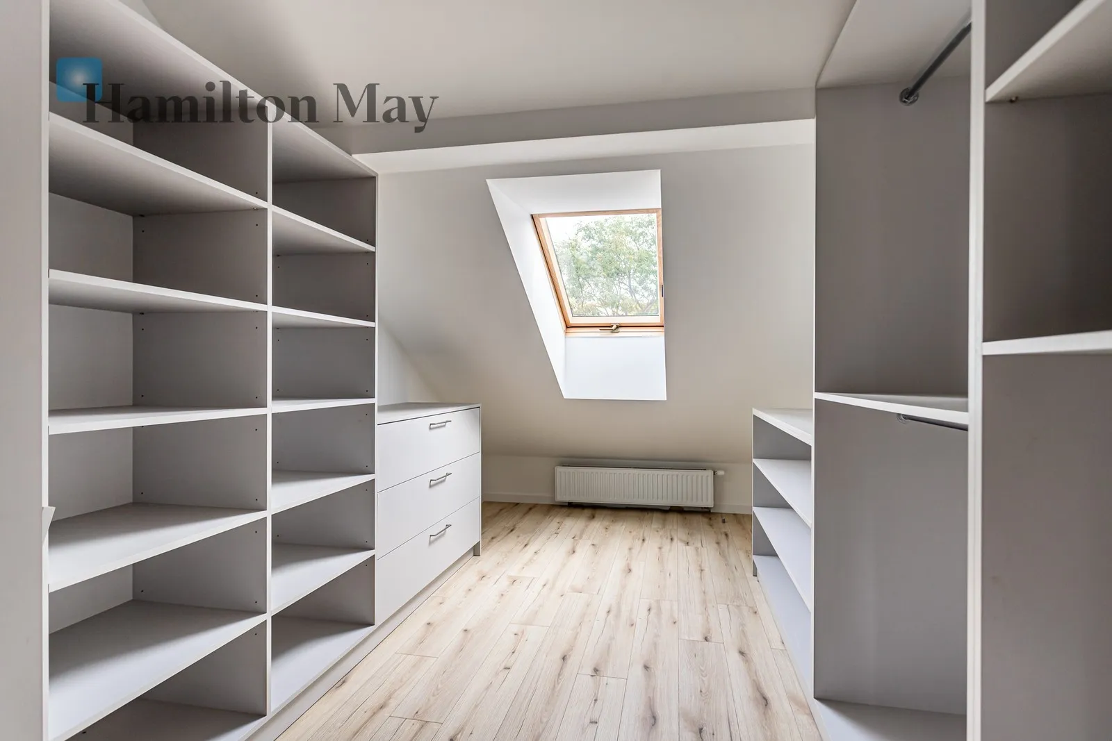 Region: Wilanów Subregion: Zawady Price: 16000 PLN Bedrooms: 5 - slider