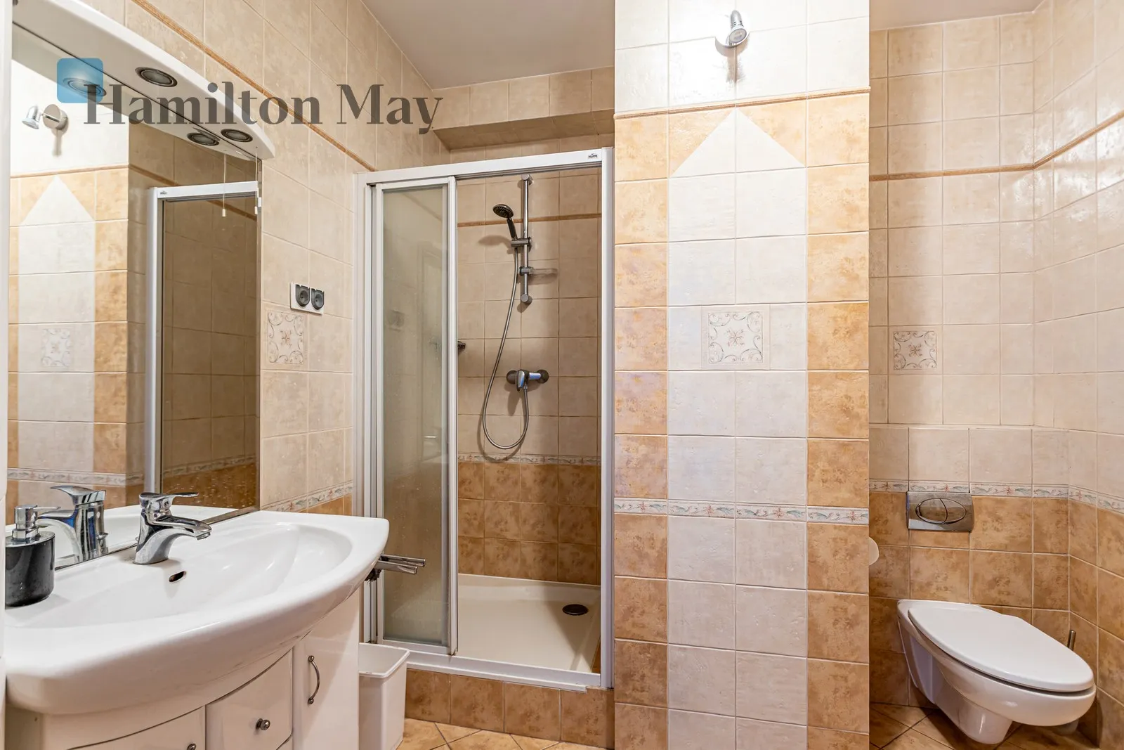 Level: 4 Price: 6500 PLN Bedrooms: 2 Bathrooms: 2 Size: 118m2 Price/m2: 55 PLN - slider