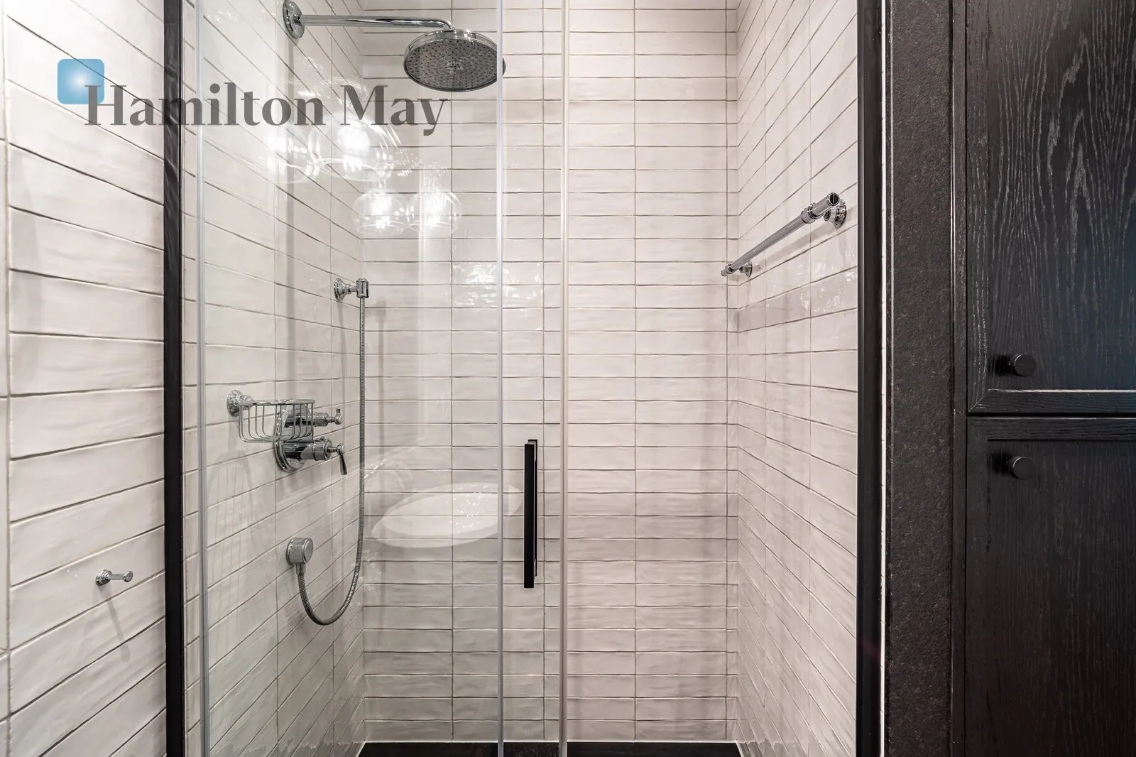 Region: Stare Miasto Distance to centre: 0.71 km Level: 2 Price: 6500 PLN Bedrooms: 1 Bathrooms: 1 - slider