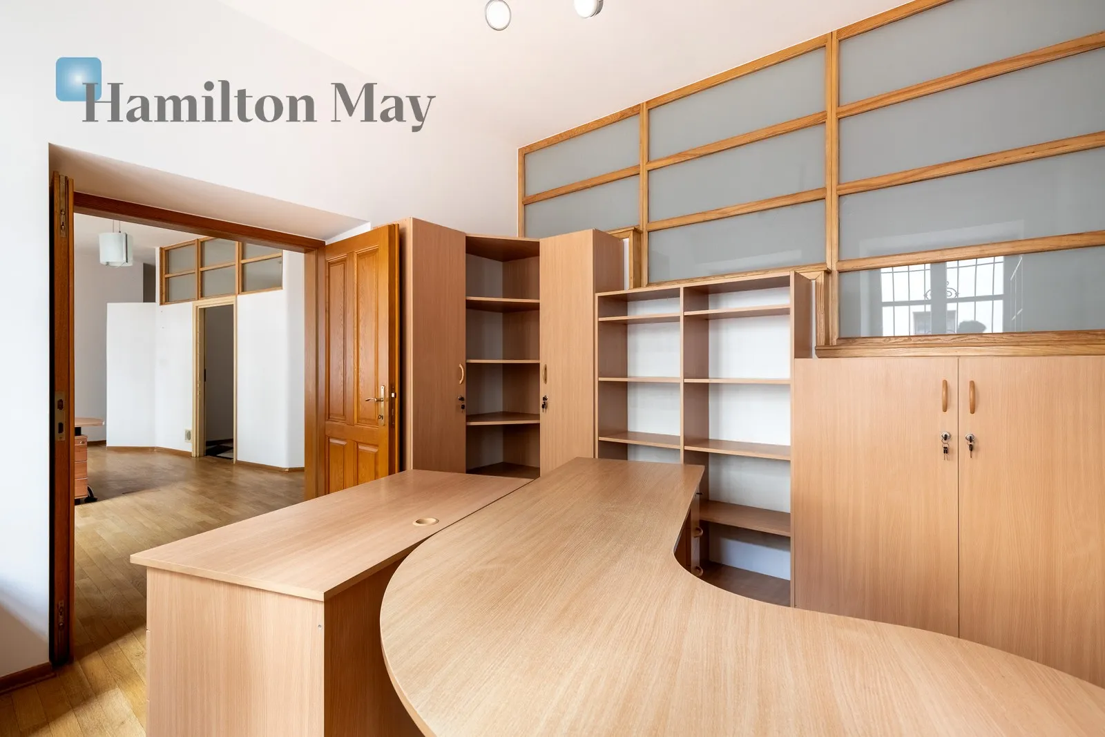 Region: Stare Miasto Distance to centre: 0.5 km Price: 2900000 PLN Bedrooms: null Bathrooms: null Plot size: nullm2 Layout: null - slider