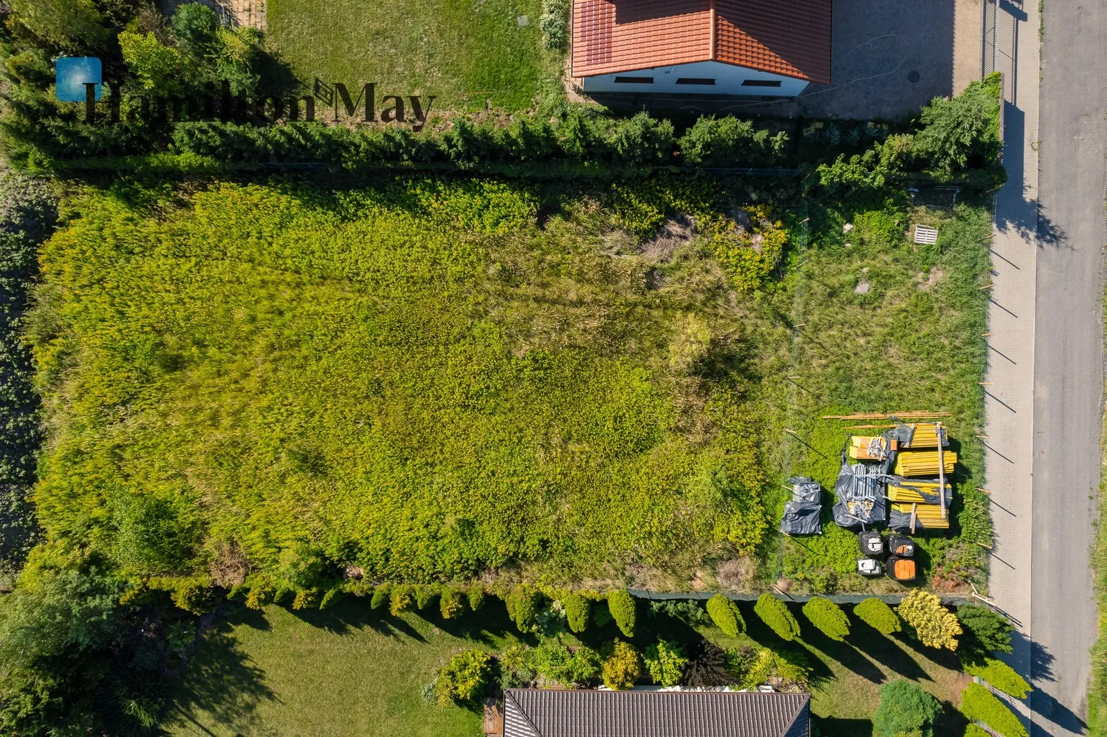 Price: 975000 PLN Bedrooms: null Bathrooms: null Plot size: 1120m2 - slider