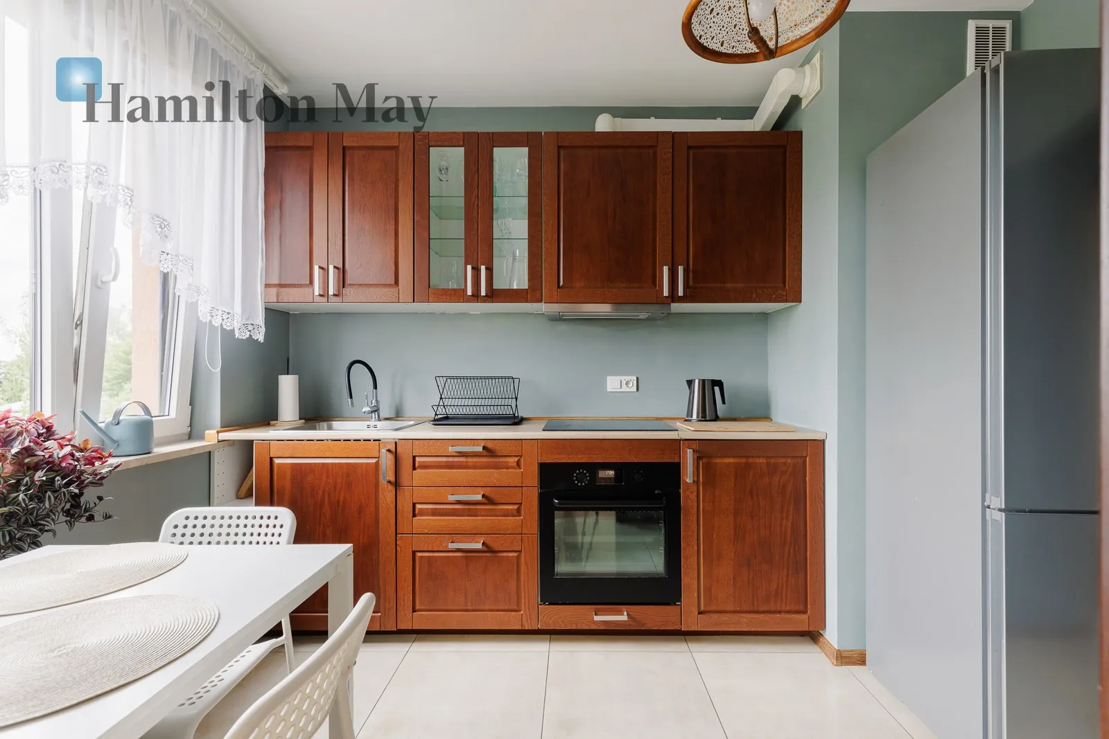 Region: Targówek Subregion: Elsnerów Distance to centre: 7.46 km Level: 2 Price: 880000 PLN Bedrooms: 2 Bathrooms: 1 Size: 52.27m2 Price/m2: 16836 PLN - slider