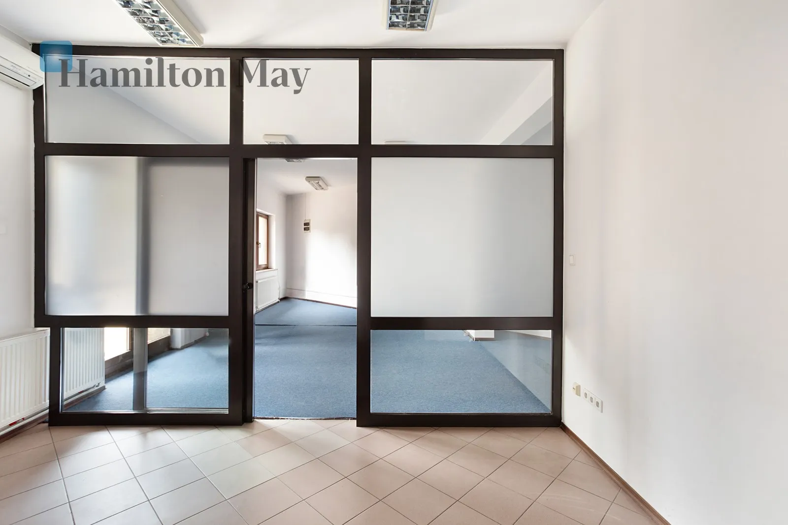 Region: Grzegórzki Distance to centre: 1 km Level: 1 Price: 6500 PLN Bedrooms: 0 Bathrooms: 0 Plot size: nullm2 - slider