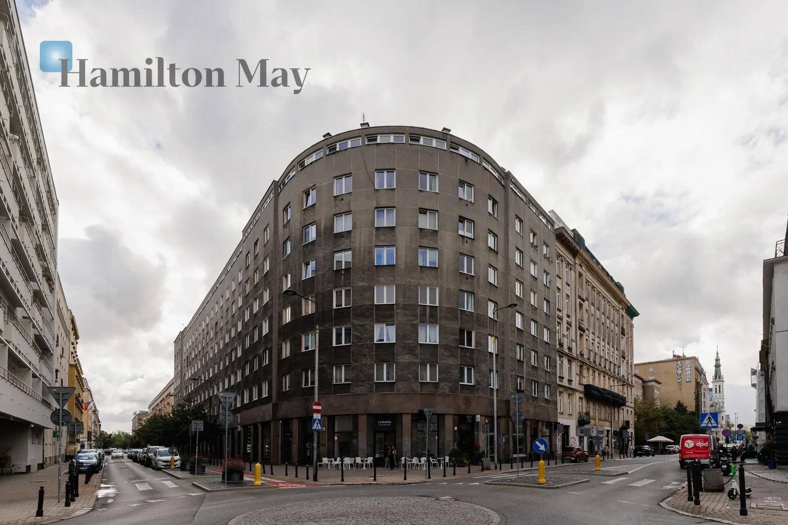 City: Warszawa Street: Mokotowska Region: Śródmieście Subregion: Śródmieście Północne Distance to centre: 0.97 km Level: 4 - slider