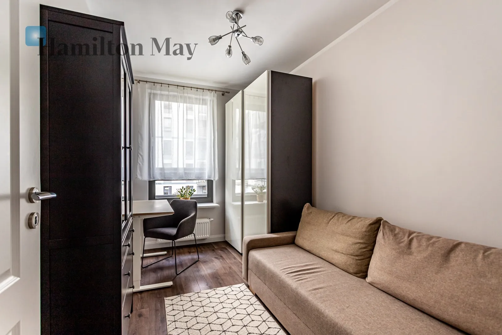 Subregion: Odolany Distance to centre: 3.79 km Level: 6 Price: 6200 PLN Bedrooms: 2 Bathrooms: 1 Size: 68m2 - slider