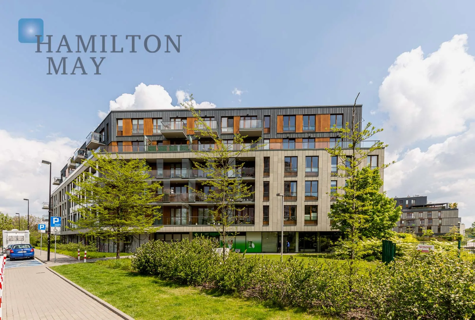 An interestingly designed, three-room apartment in the Apartamenty Mokotów Park development - slider