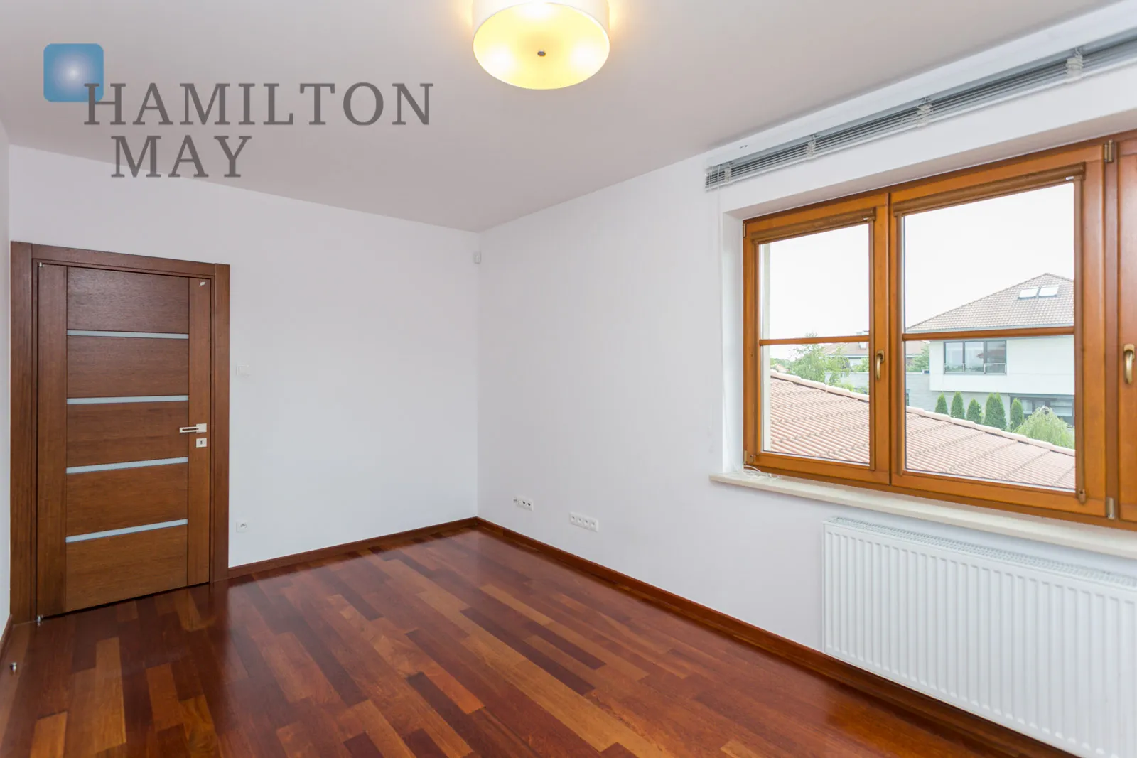 City: Bielawa Street: Aleja Lema Region: Bielawa Distance to centre: 15.15 km Level: -9 - slider