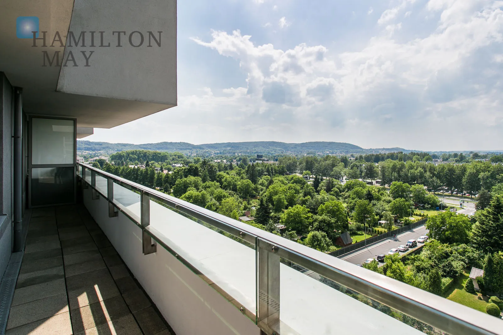 Dwupokojowe mieszkanie z widokiem w Salwator City - slider