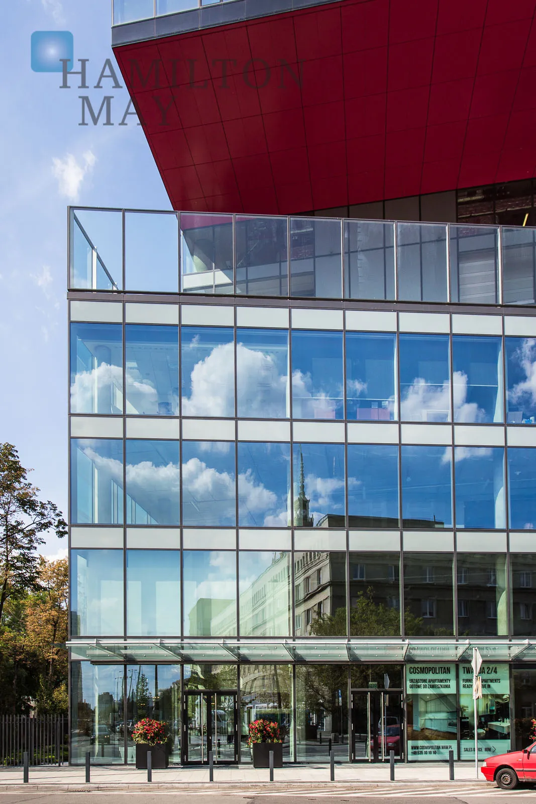 Luxury apartment in Cosmopolitan with panoramic city views - slider