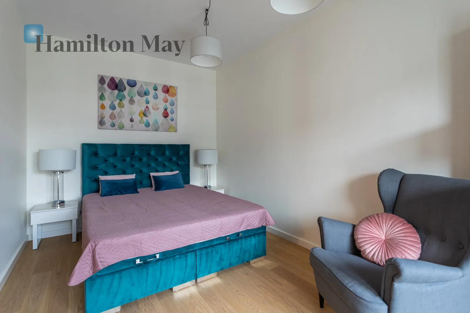 Street: Ludwika Rydygiera Region: Żoliborz Distance to centre: 4.24 km Level: 4 Price: 9000 PLN Bedrooms: 3 Bathrooms: 2 - slider