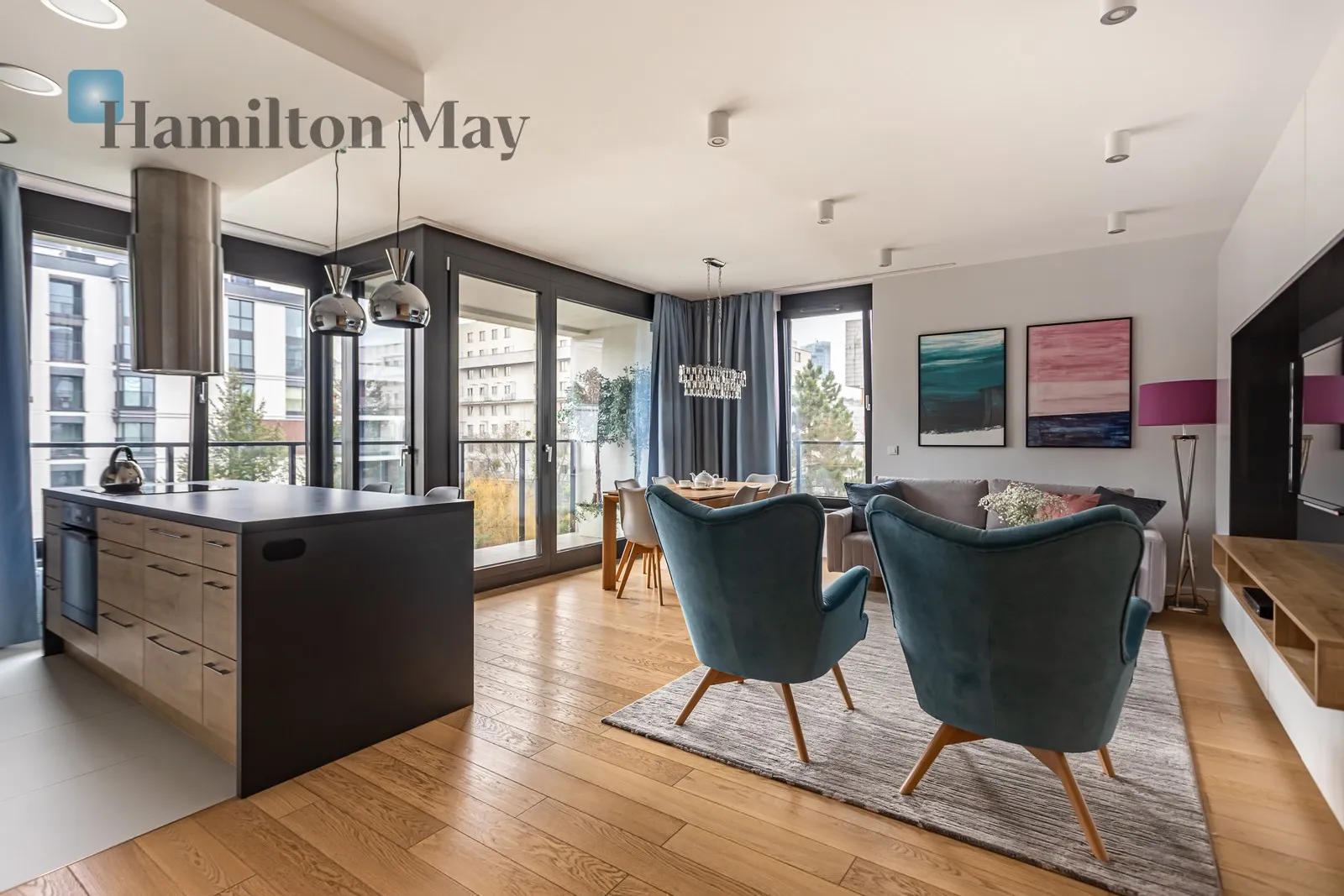 City: Warszawa Street: Ludwika Rydygiera Region: Żoliborz Distance to centre: 4.24 km Level: 4 Price: 9000 PLN Bedrooms: 3 Bathrooms: 2 - slider
