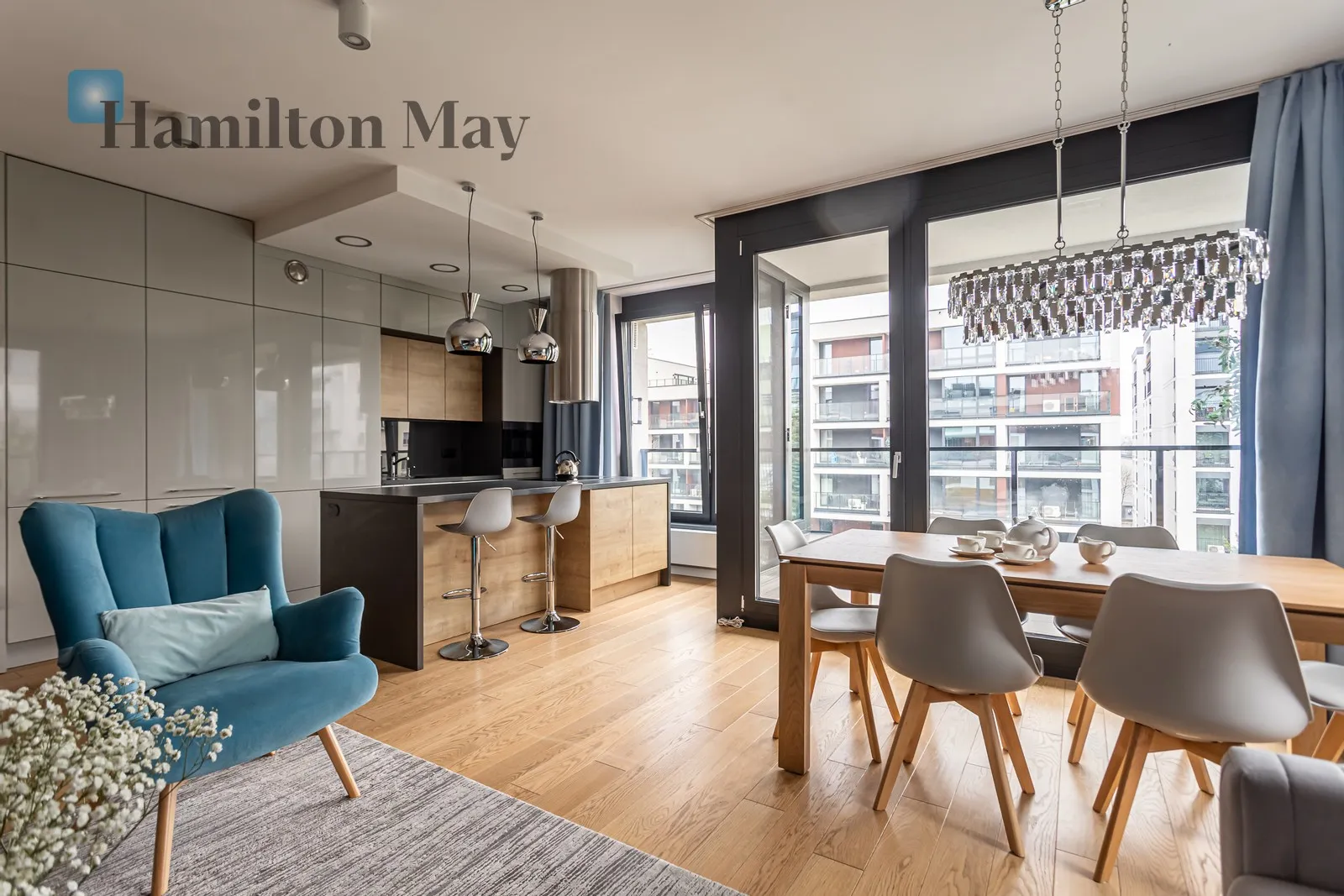 City: Warszawa Street: Ludwika Rydygiera Region: Żoliborz Distance to centre: 4.24 km Level: 4 Price: 9000 PLN Bedrooms: 3 Bathrooms: 2 Size: 95m2 Price/m2: 95 PLN - slider