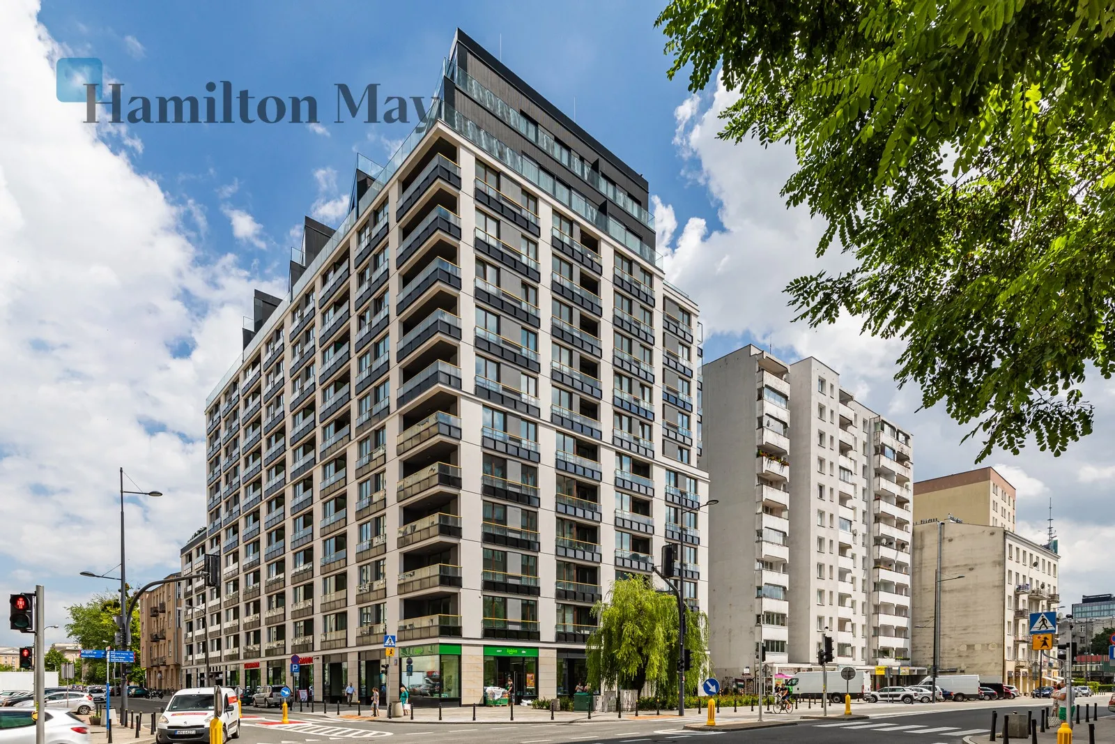 Distance to centre: 1.85 km Level: 1 Price: 3700 PLN Bedrooms: 1 - slider