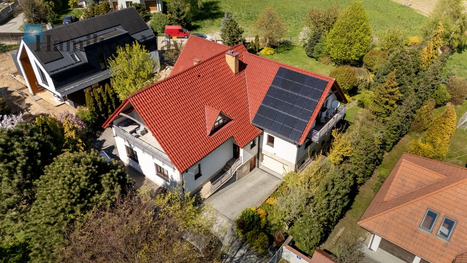 Plot size: 1700m2 Price/m2: 9737 PLN - slider