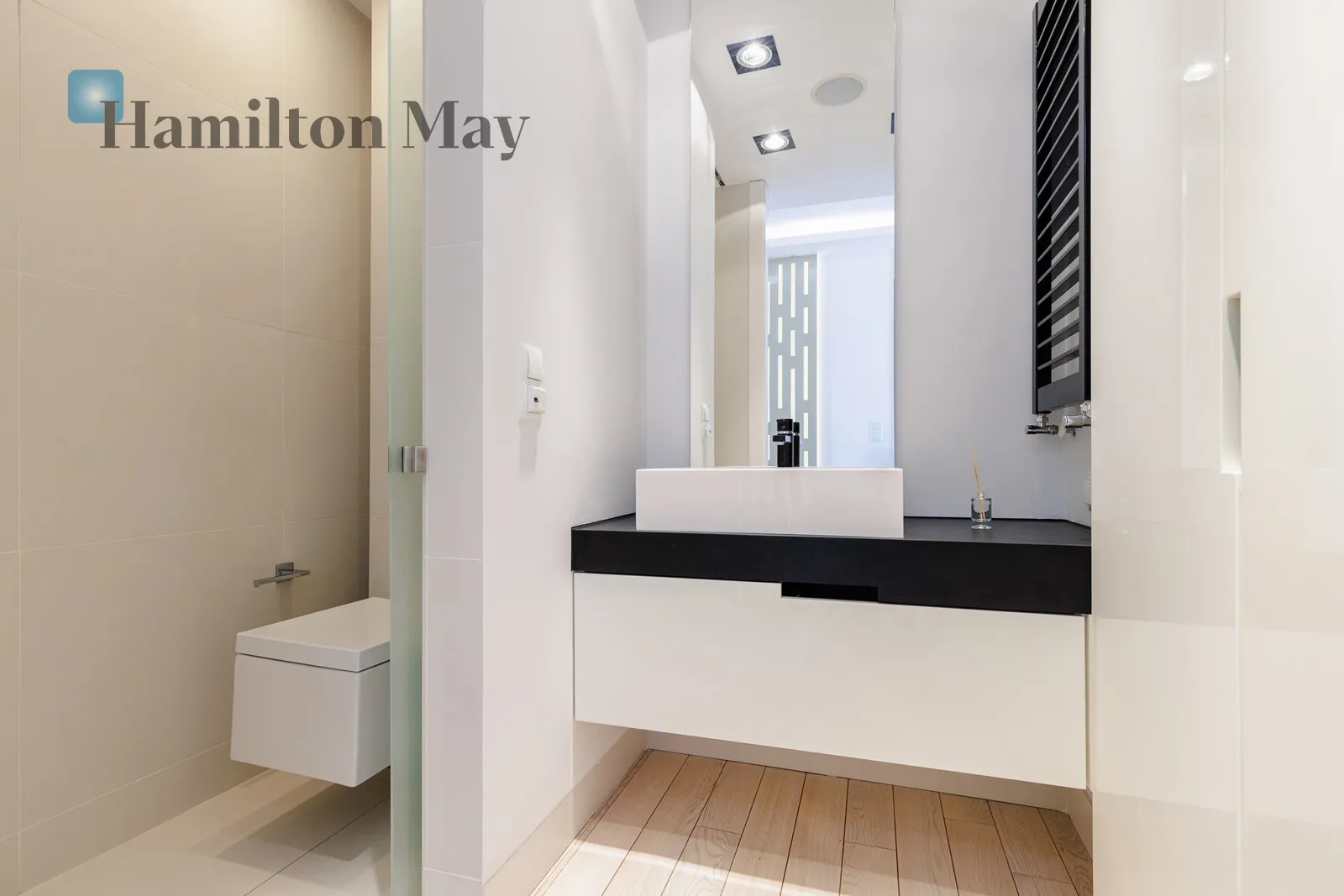 Stylowy apartament w prestiżowej rezydencji Restaura Górskiego, w samym centrum Warszawy - slider