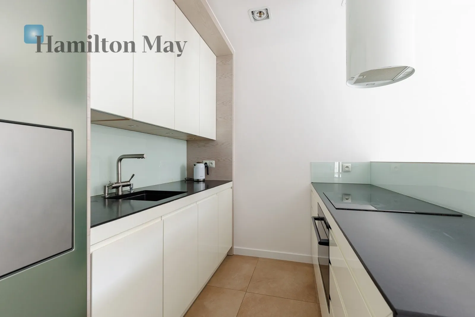 Stylowy apartament w prestiżowej rezydencji Restaura Górskiego, w samym centrum Warszawy - slider