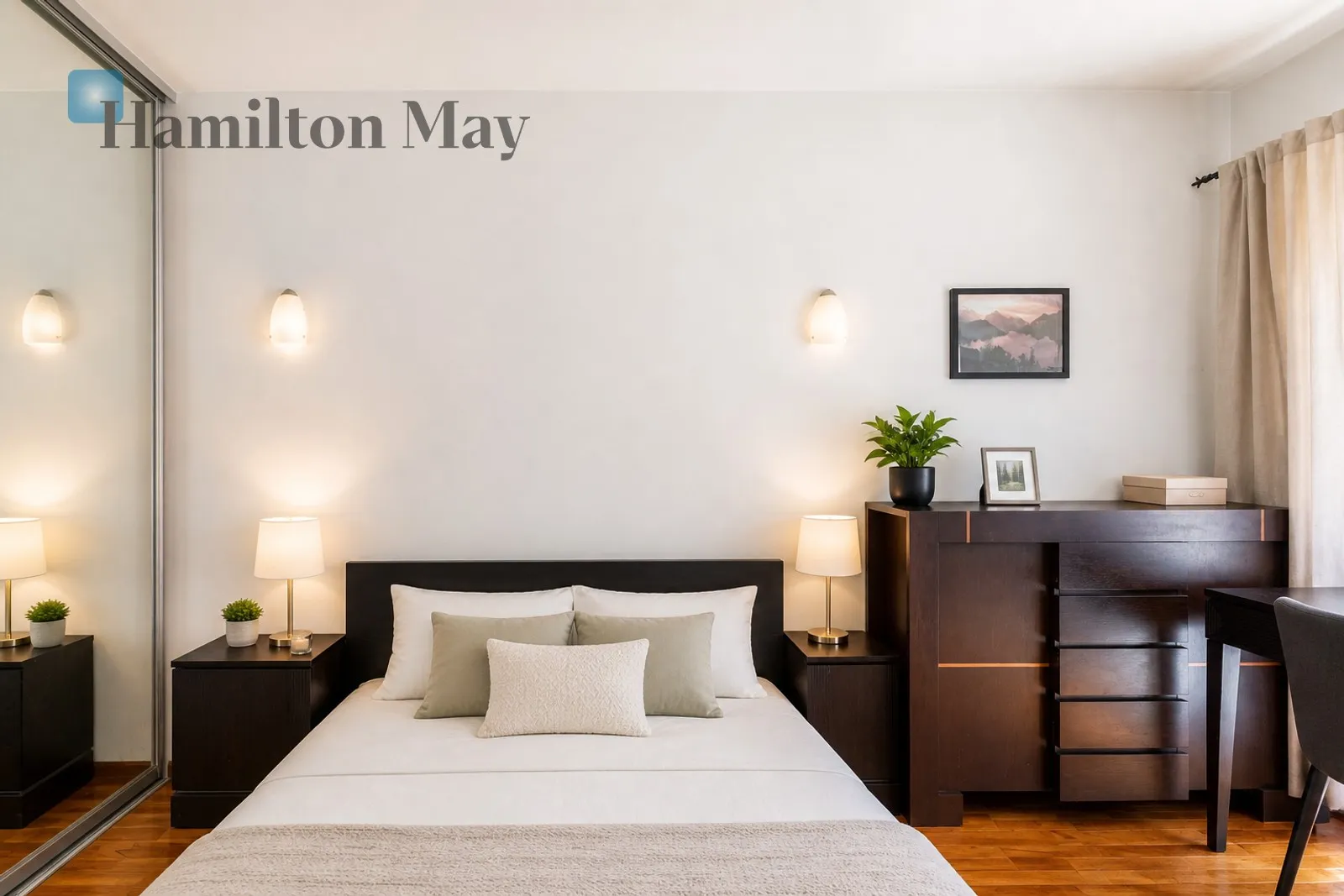 2-room apartment in the Angel City building - slider