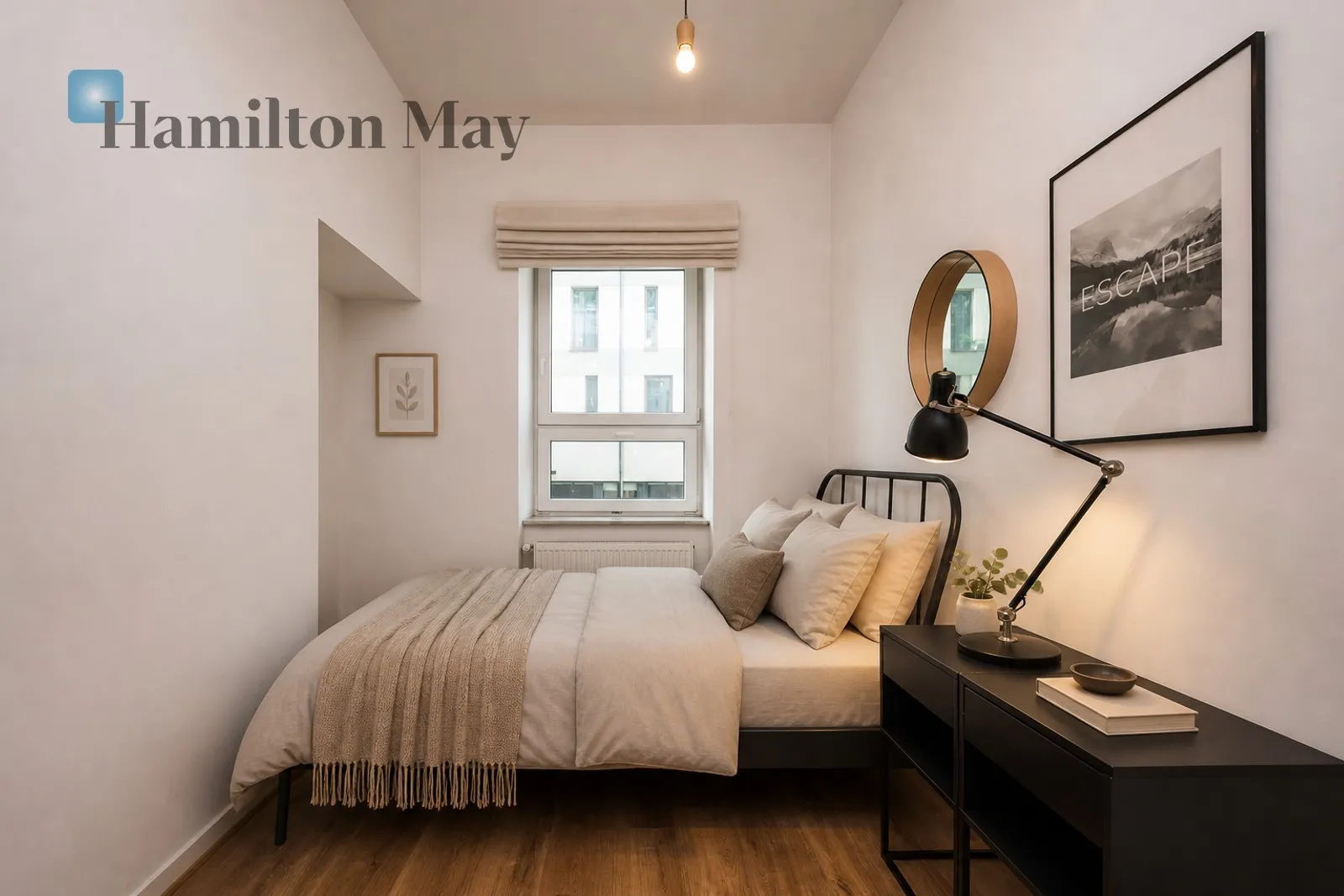 Four-room apartment in Krakow center - slider