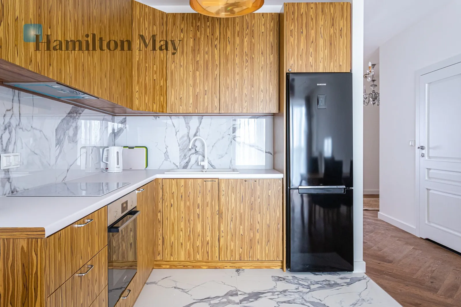 Street: Postępu Region: Mokotów Subregion: Służew Distance to centre: 5.98 km Level: 7 Price: 6500 PLN Bedrooms: 2 Bathrooms: 2 Size: 72m2 - slider