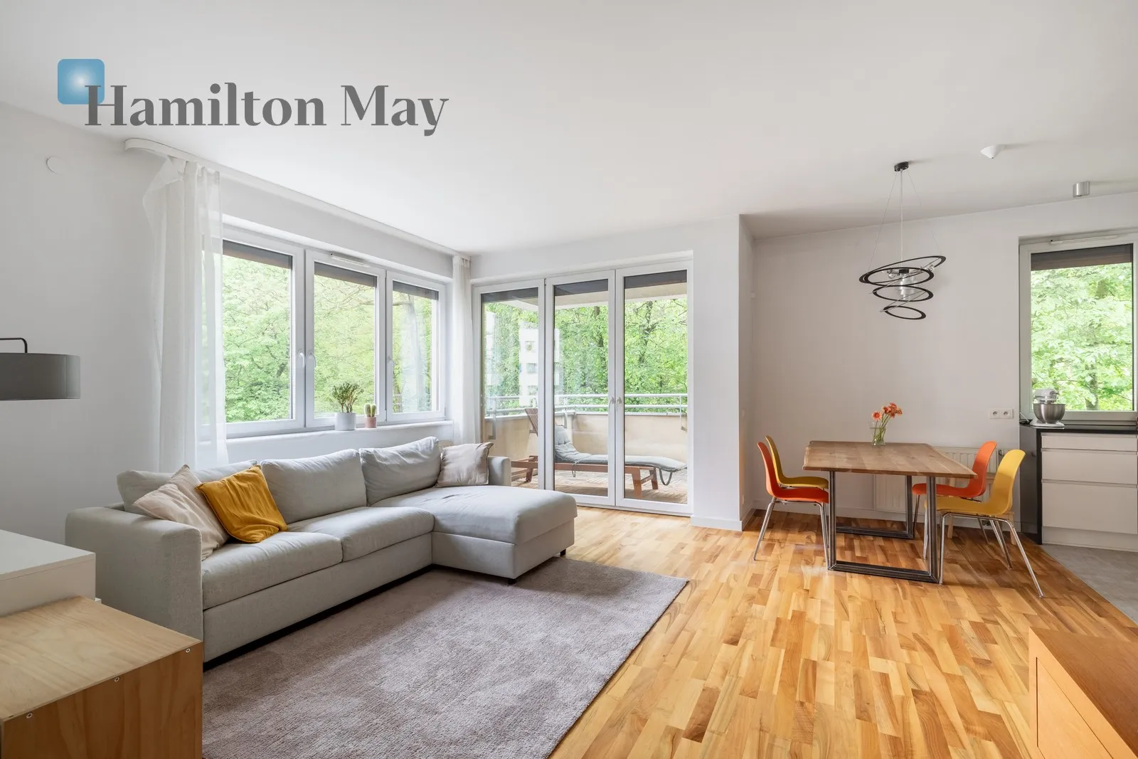 City: Kraków Street: Mariana Markowskiego Region: Czyżyny Distance to centre: 4.16 km Level: 2 Price: 4500 PLN Bedrooms: 2 Bathrooms: 1 Size: 72m2 Price/m2: 63 PLN - slider