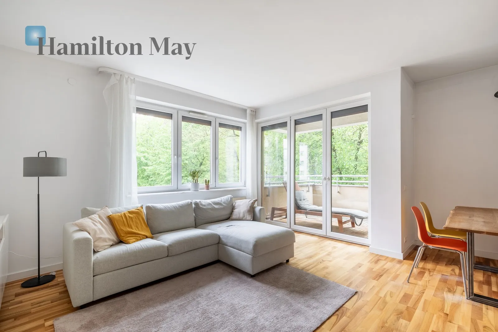 Street: Mariana Markowskiego Region: Czyżyny Distance to centre: 4.16 km Level: 2 Price: 4500 PLN Bedrooms: 2 Bathrooms: 1 Size: 72m2 Price/m2: 63 PLN - slider