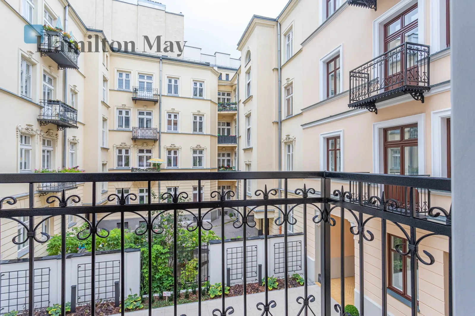 Luksusowy apartament w kameralnym budynku na Mokotowskiej  - slider