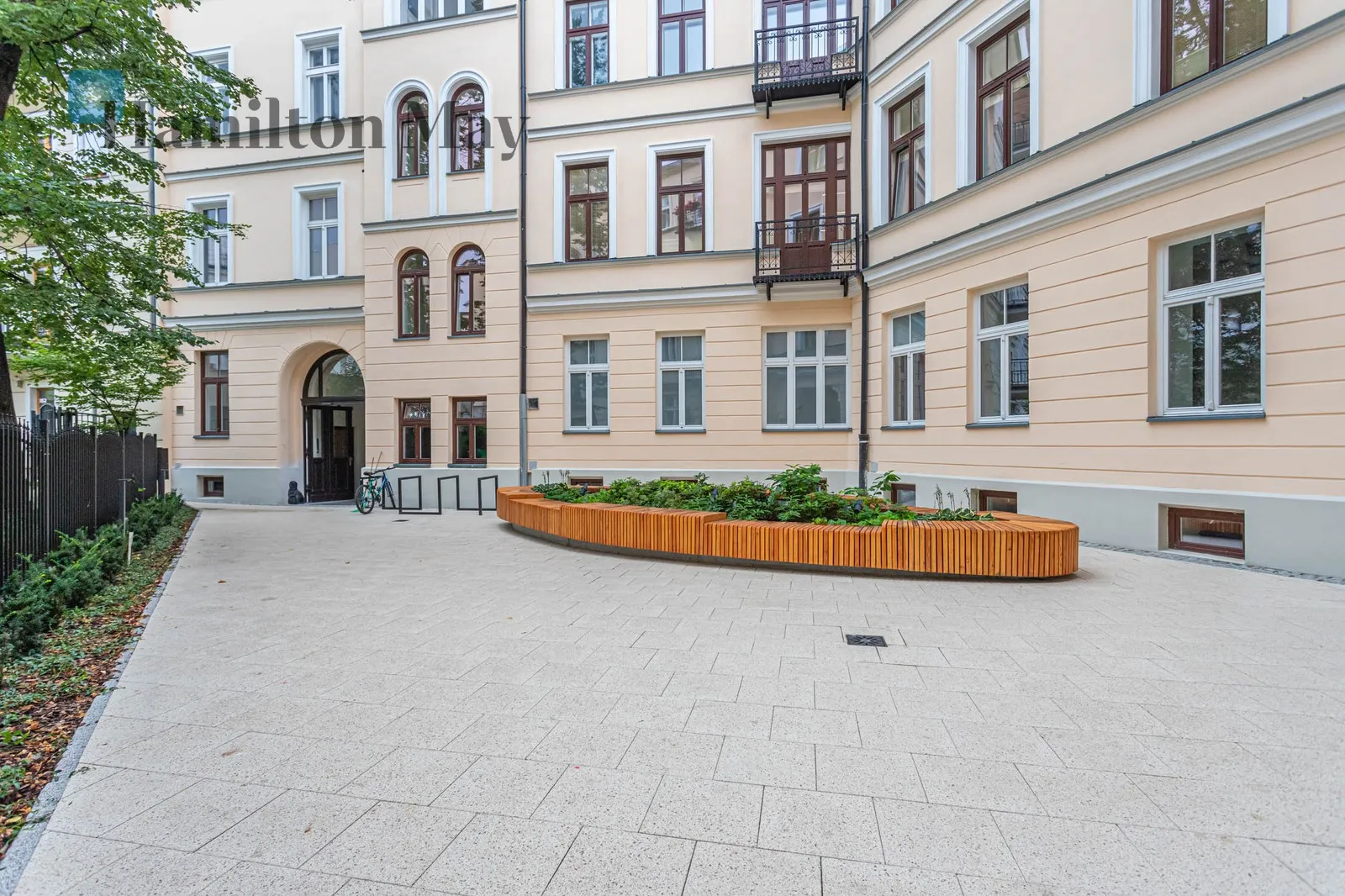 Luksusowy apartament w kameralnym budynku na Mokotowskiej  - slider