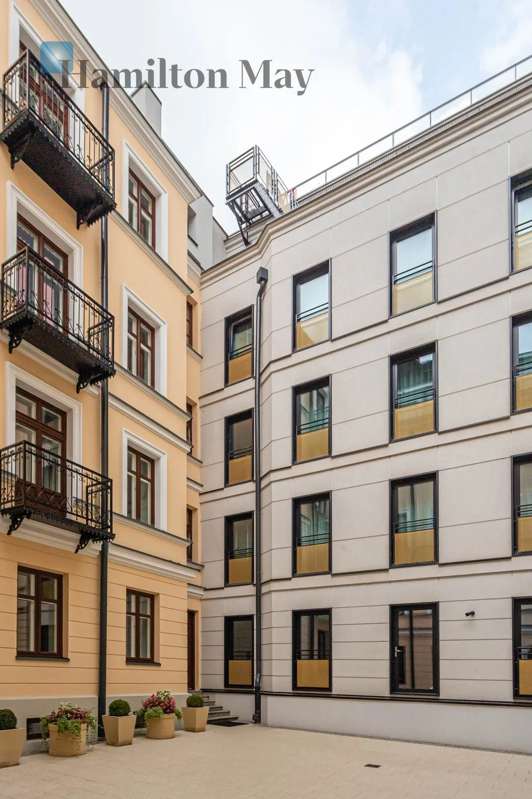 Luksusowy apartament w kameralnym budynku na Mokotowskiej  - slider