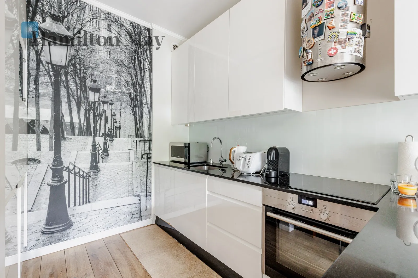 Region: Wola Subregion: Ulrychów Distance to centre: 4.39 km Level: 2 Price: 4500 PLN Bedrooms: 1 Bathrooms: 1 Size: 58m2 Price/m2: 78 PLN - slider