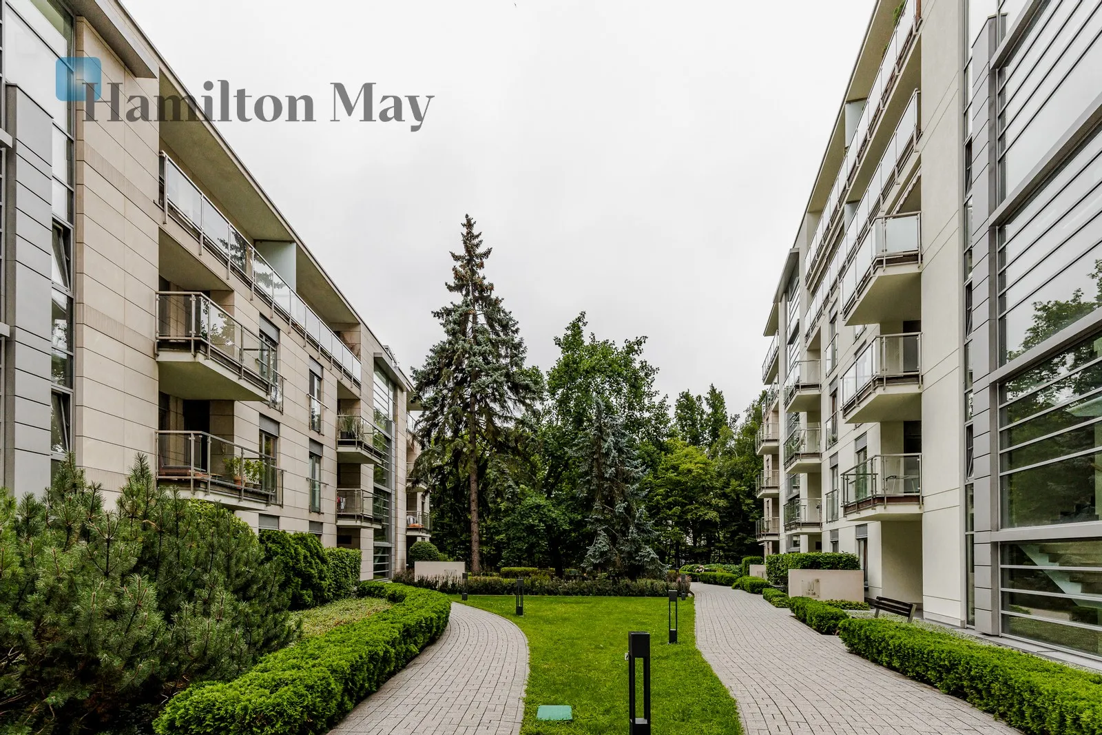 City: Warszawa Street: Elekcyjna Region: Wola Subregion: Ulrychów Distance to centre: 4.39 km Level: 2 - slider